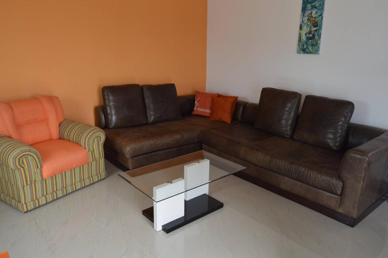 Apartamento T1 Mobiliado Com Wi-Fi Praia Exterior foto